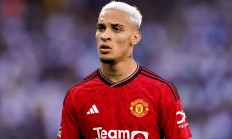 九游娱乐教练-曼联球员在国际比赛中表现出色