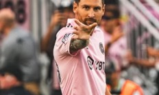 九游娱乐直播-拉齐奥中场梅开二度，助球队取得大胜的简单介绍