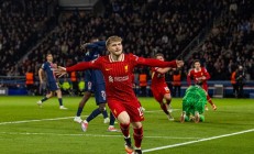 九游娱乐官方-利物浦逆袭成功，小组领跑之位稳固