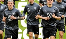 九游娱乐官网入口-德国联赛新赛季揭幕战事，球队实力优劣一目了然的简单介绍