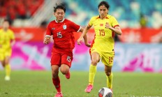 九游娱乐中国官网-中国女足队员全力以赴，冲刺胜利(中国女足进军)