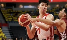 九游娱乐视频-澳门男篮在比拼中达到高潮，夺得胜利