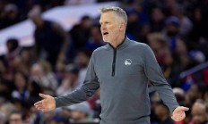 九游娱乐在线-NBA球队主教练因战术失误遭批评