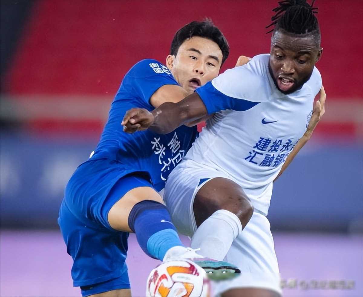 包含新疆反超四川：外援发威护航，实现胜利逆袭的词条