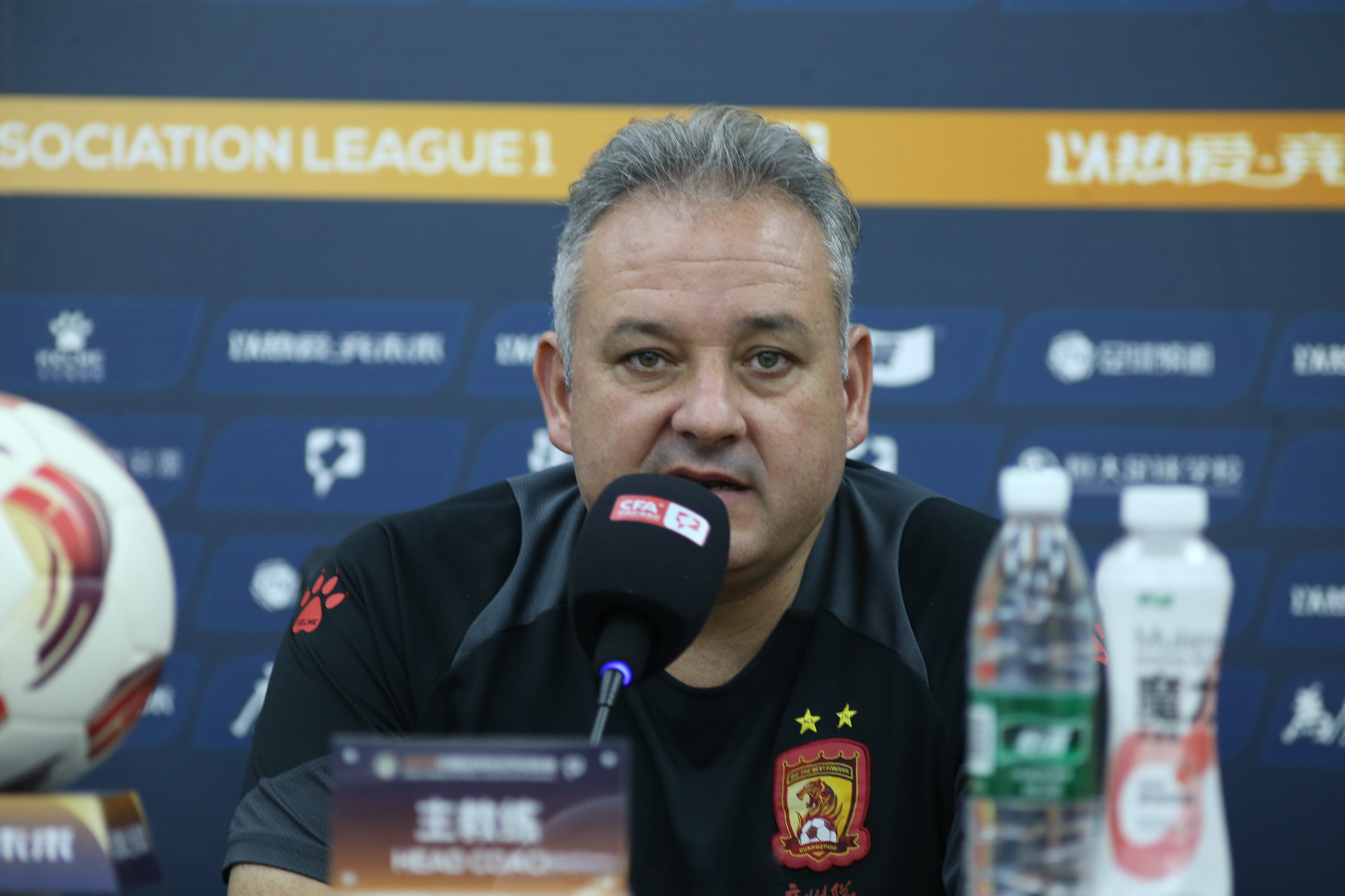 包含淘汰赛第一轮即将开打,球队备战势如破竹的词条 包含淘汰赛第一轮即将开打,球队备战势如破竹的词条