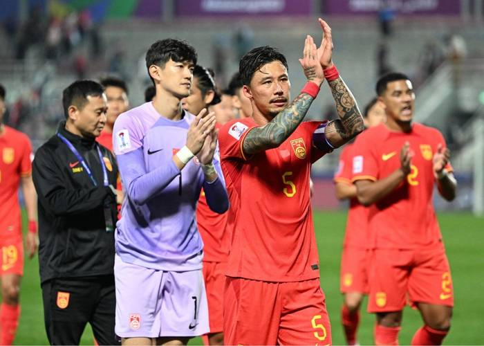 意大利队在精彩比赛中以一球之差负于对手