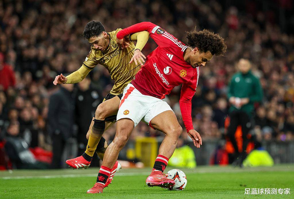 曼联球员在国际比赛中表现出色 曼联球员在国际比赛中表现出色