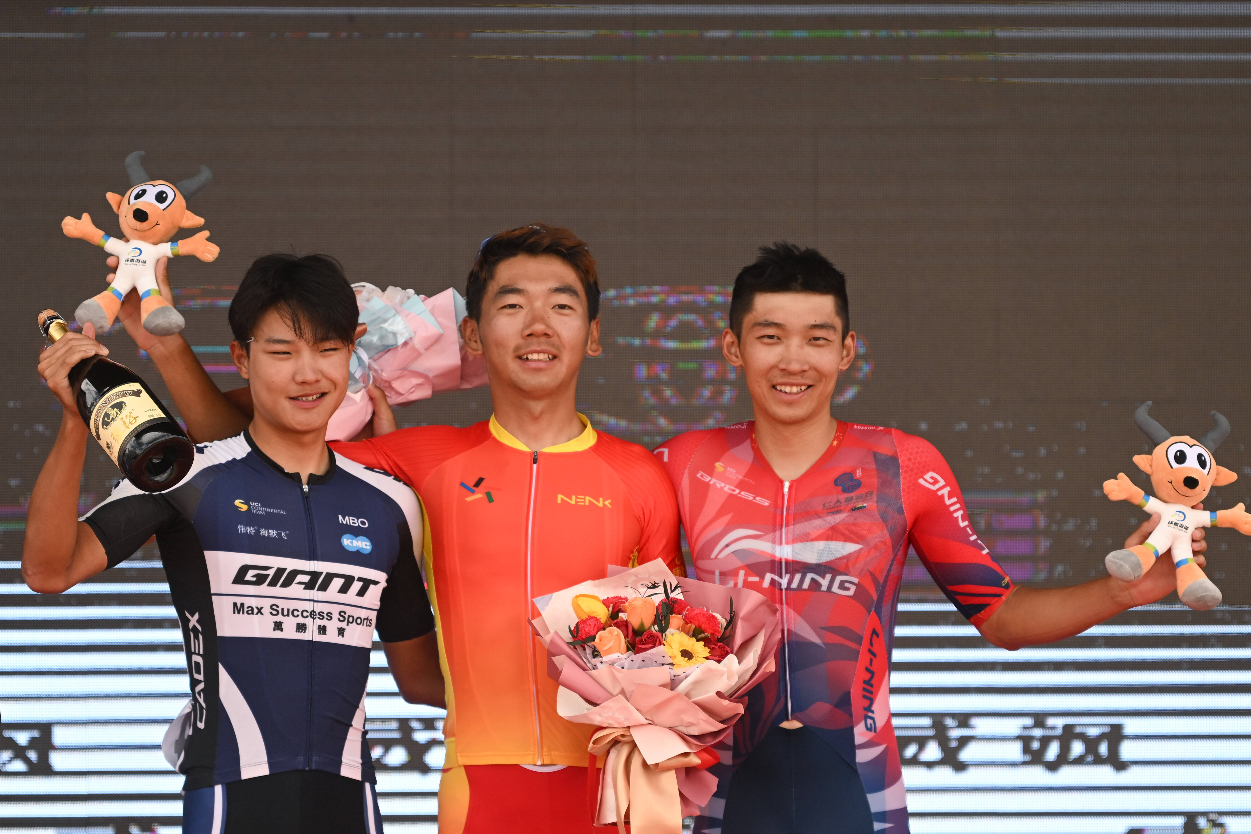 甘肃队在艰难比赛中突围,成功晋级 甘肃队在艰难比赛中突围,成功晋级