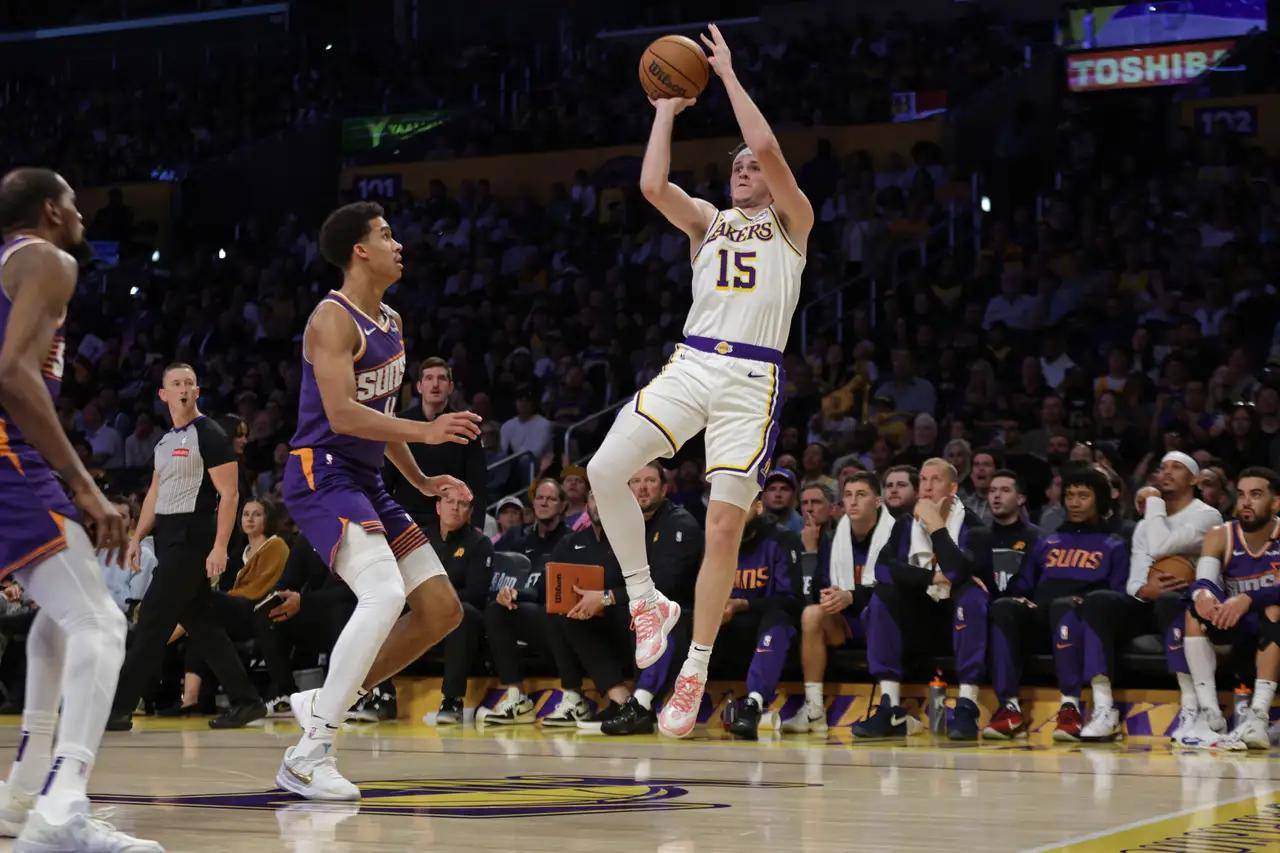 斯科特43分,爵士大胜太阳的简单介绍 斯科特43分,爵士大胜太阳的简单介绍