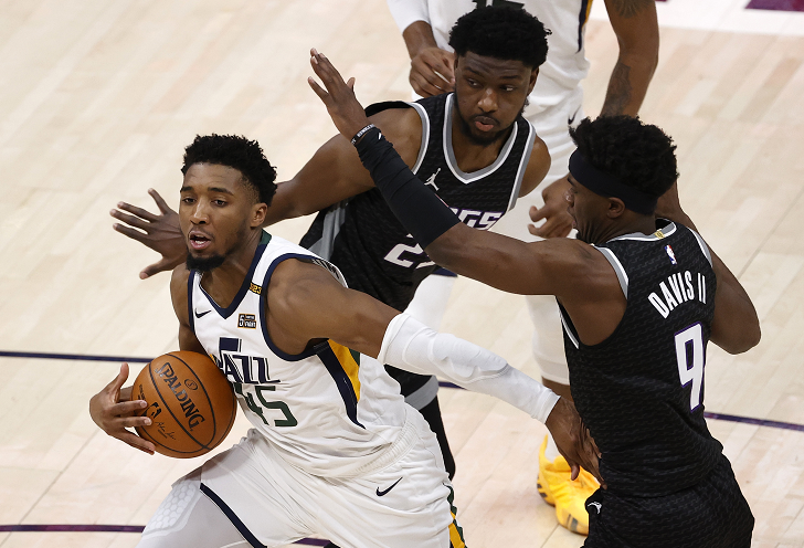 爵士逆转国王保持不败 爵士逆转国王保持不败